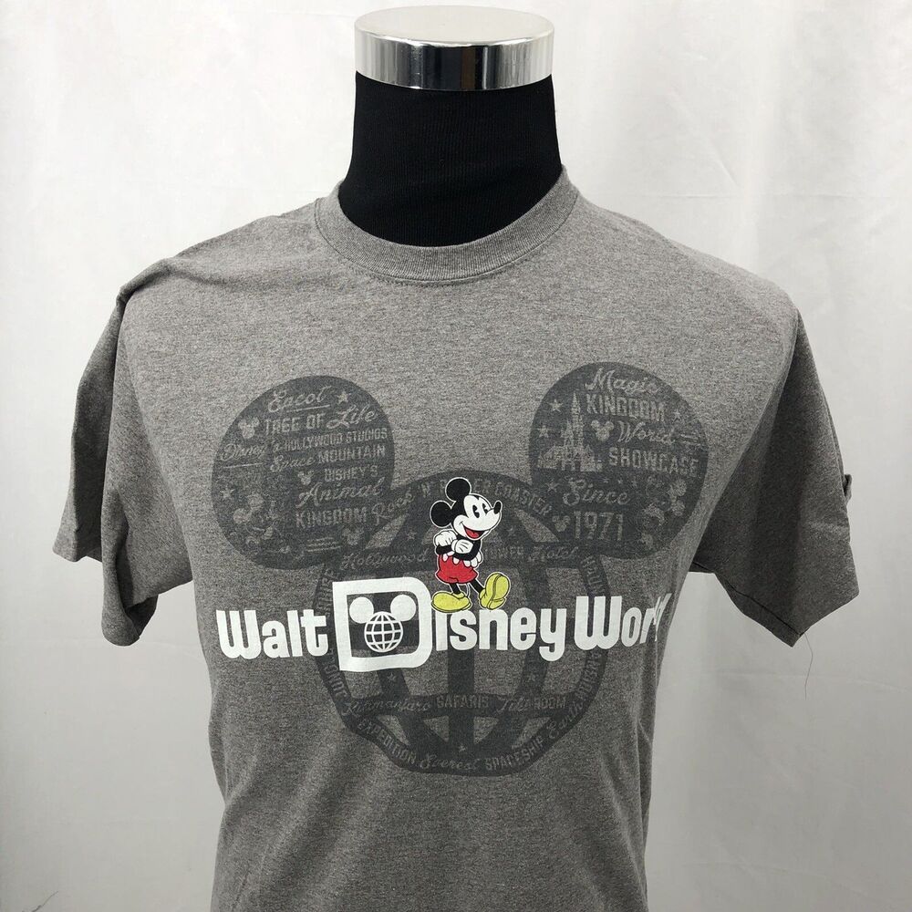 Walt Disney World T-Shirt Where Dreams Come True Grey Shirt Gray Size M
